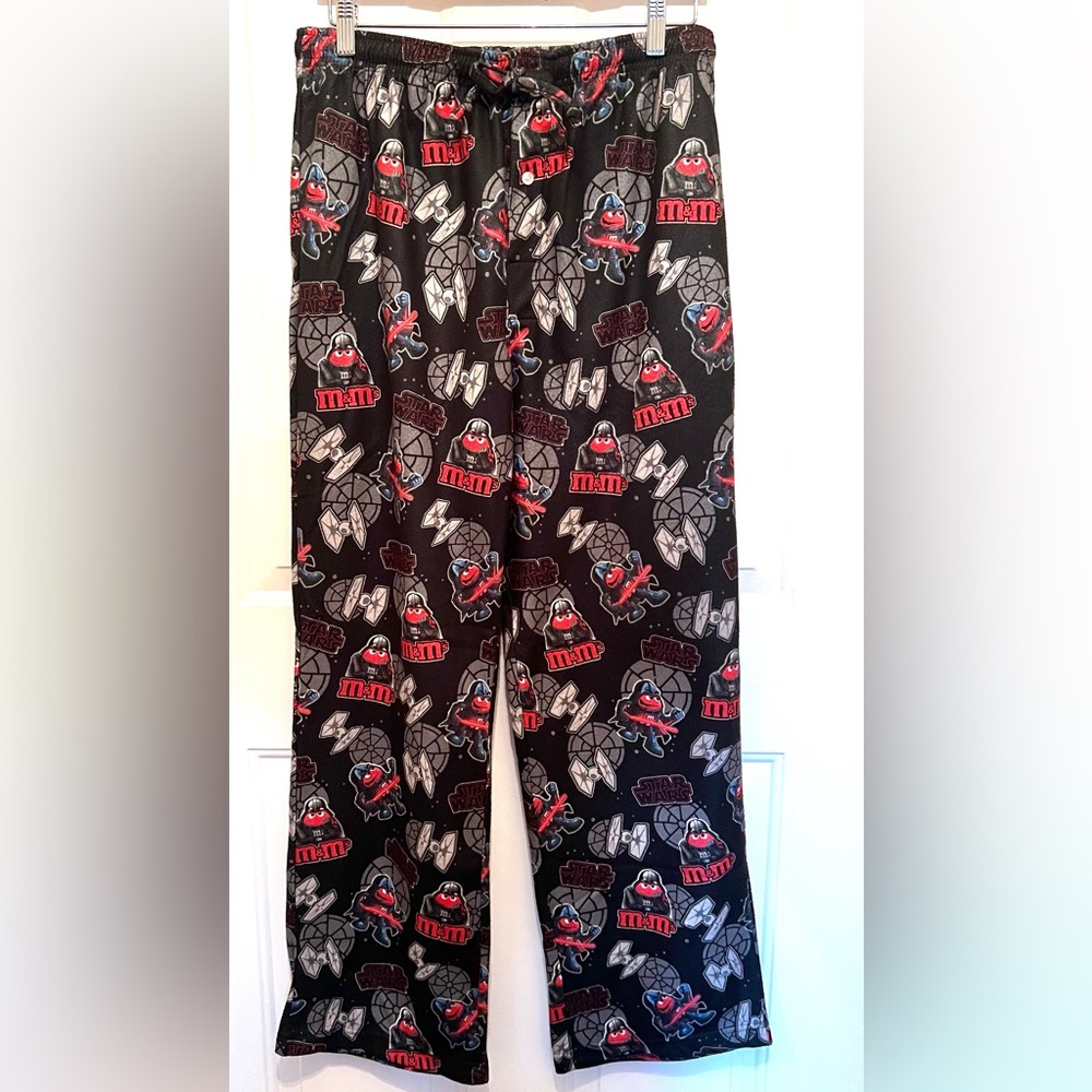 Unisex Star Wars M&M’S pj bottoms size M